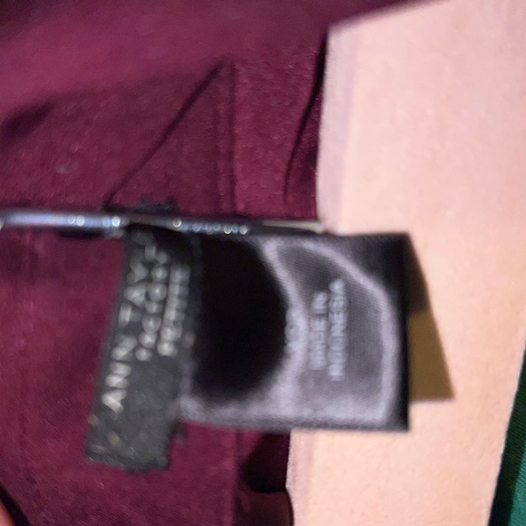 Ann Taylor burgundy button down shirt - Picture 2 of 3